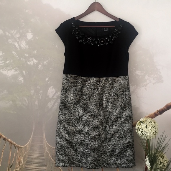 Kensie Dresses & Skirts - KENSIE SHORT-SLEEVE EMBELLISHED DRESS